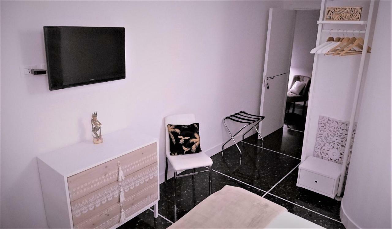 Palazzo Penco Bed & Breakfast Genoa Bagian luar foto